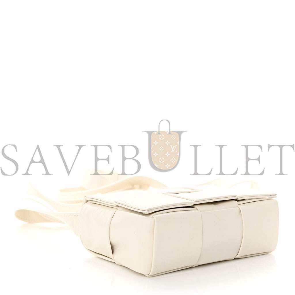 BOTTEGA VENETA LAMBSKIN MAXI INTRECCIATO EXTRA MINI CASSETTE CROSSBODY BAG WHITE  (13*9*4cm)